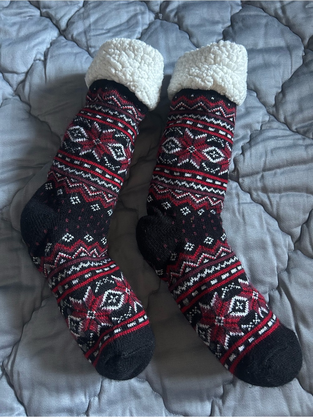 Cozy Fleece-Lined Socks - Black & Red